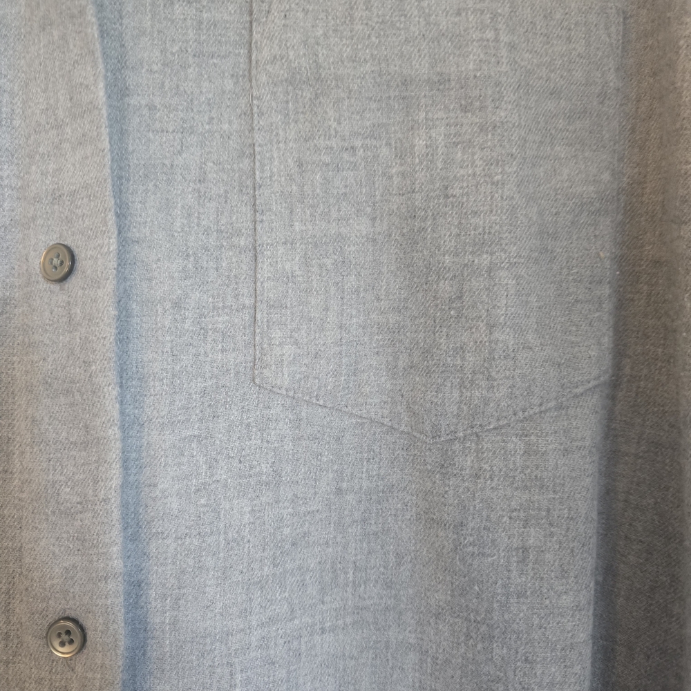 Madewell Women's Light Gray Casual Button-Down Shirt - Picture 6 of 9